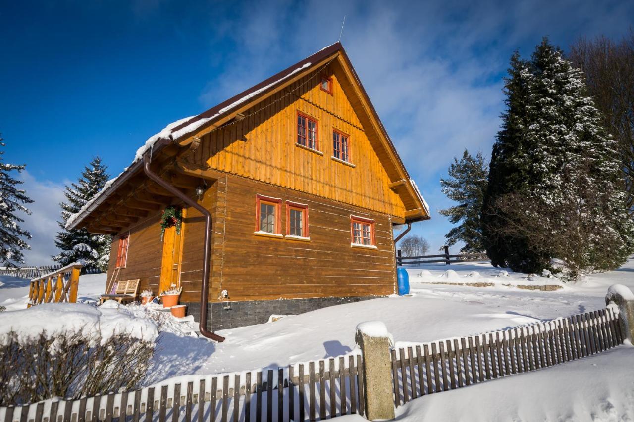 Roubenka Haj Villa Jindrichovice Exterior photo